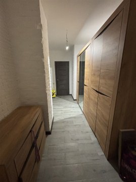 2-к квартира, 1/4 эт., 50м²