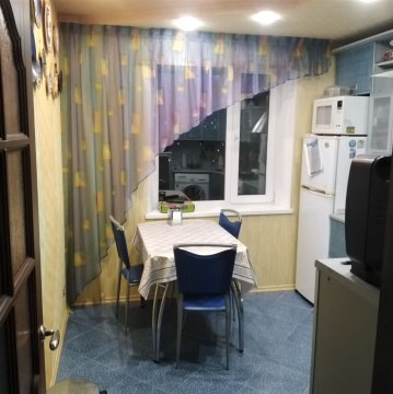 3-к квартира, 10/10 эт., 69м²