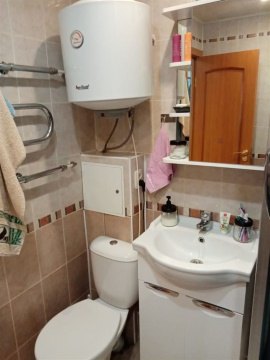 3-к квартира, 5/5 эт., 61м²