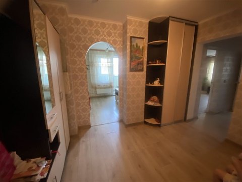 2-к квартира, 2/19 эт., 79м²
