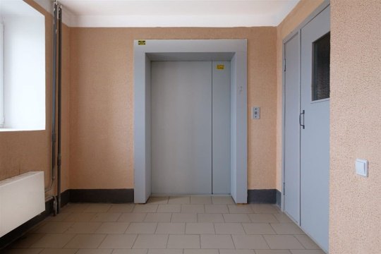 1-к квартира, 7/10 эт., 42м²