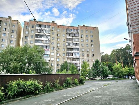 3-к квартира, 4/10 эт., 66м²
