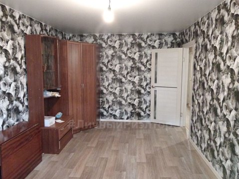 2-к квартира, 5/5 эт., 65м²