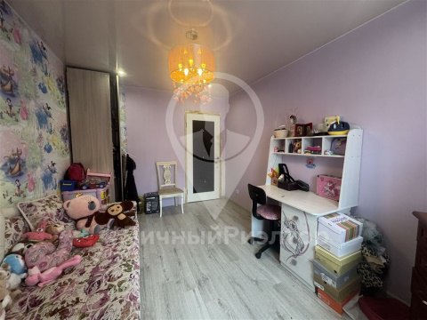 3-к квартира, 5/7 эт., 63м²