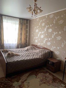 3-к квартира, 1/2 эт., 64м²