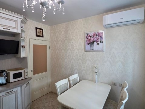 2-к квартира, 2/22 эт., 57м²