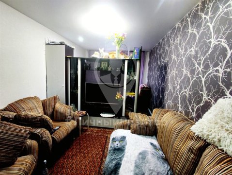 2-к квартира, 3/3 эт., 53м²