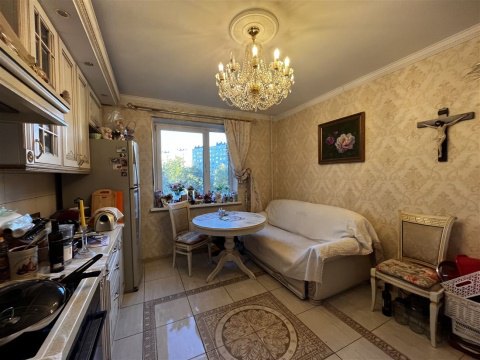 3-к квартира, 3/12 эт., 89м²