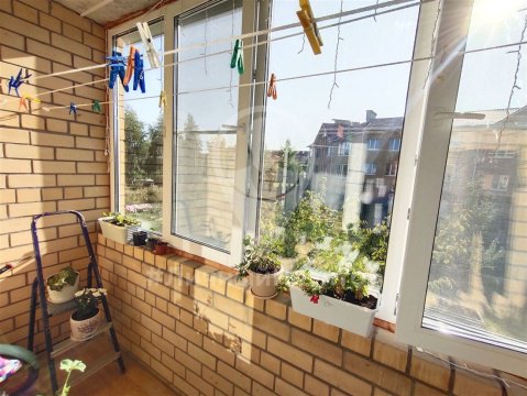 2-к квартира, 2/3 эт., 54м²