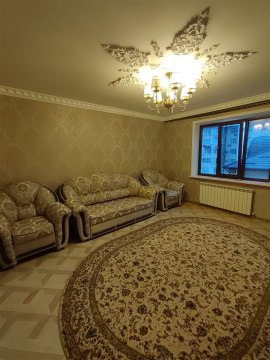 4-к квартира, 5/10 эт., 100м²