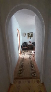 3-к квартира, 1/2 эт., 57м²
