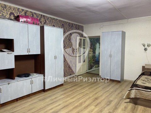 Дом 108м², участок 337 сот.