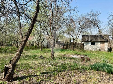 Дом 20м², участок 561 сот.