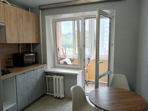1-к квартира, 3/10 эт., 37м²