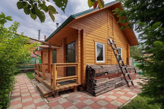 Дом 230м², участок 10,5 сот.