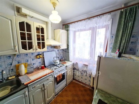 4-к квартира, 1/5 эт., 62м²