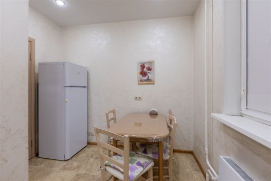 1-к квартира, 10/17 эт., 38м²