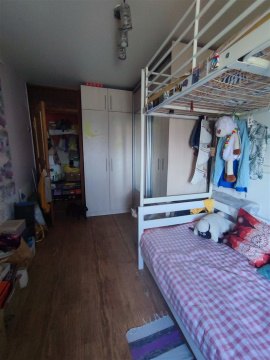 2-к квартира, 5/5 эт., 42м²