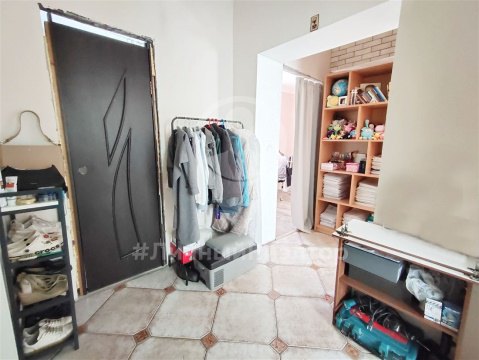 2-к квартира, 2/3 эт., 54м²