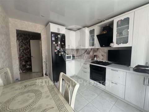 3-к квартира, 5/7 эт., 63м²