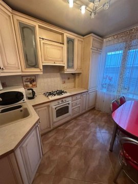 3-к квартира, 6/9 эт., 62м²