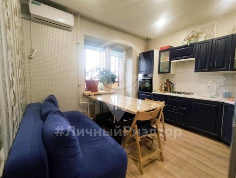 2-к квартира, 3/5 эт., 57м²
