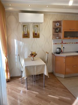 3-к квартира, 1/10 эт., 86м²