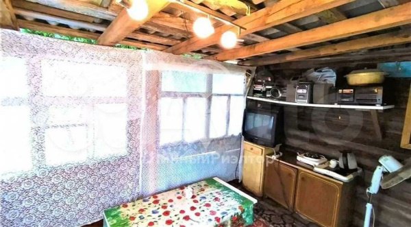 Дом 40м², участок 1 631 сот.
