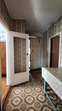 3-к квартира, 1/1 эт., 51м²