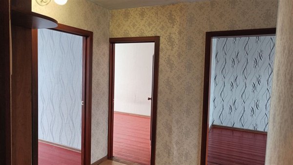 3-к квартира, 4/5 эт., 60м²