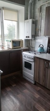 2-к квартира, 4/5 эт., 45м²