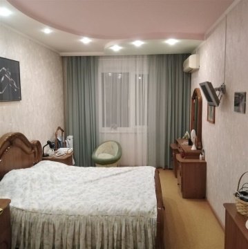 3-к квартира, 10/10 эт., 69м²
