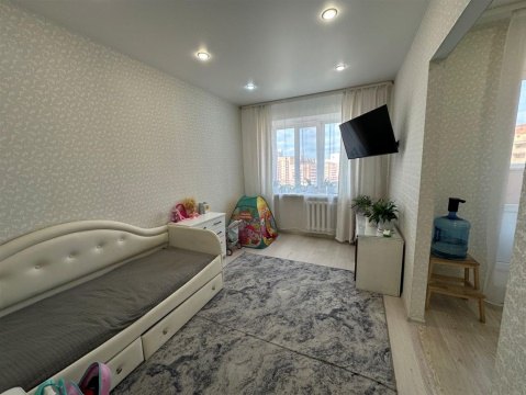 3-к квартира, 9/12 эт., 80м²