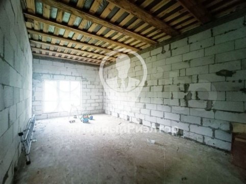 Дом 270м², участок 24 сот.