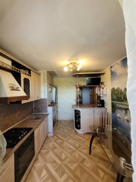 4-к квартира, 6/9 эт., 89м²