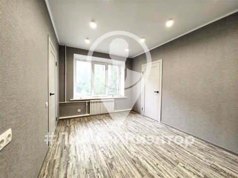 2-к квартира, 1/2 эт., 44м²