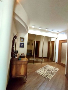 4-к квартира, 5/8 эт., 111м²