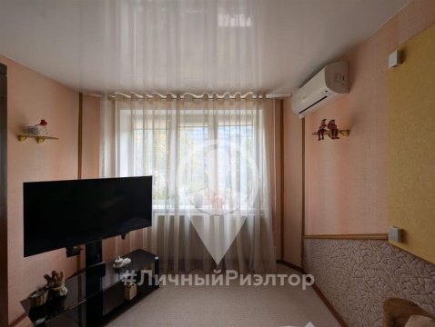 2-к квартира, 3/5 эт., 53м²