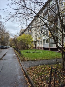 3-к квартира, 1/5 эт., 57м²