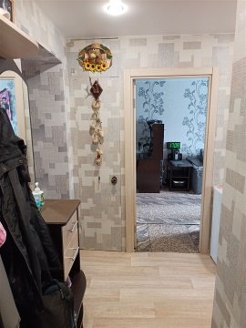 3-к квартира, 5/5 эт., 63м²