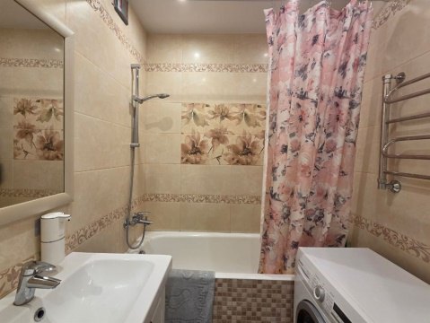 2-к квартира, 2/22 эт., 57м²