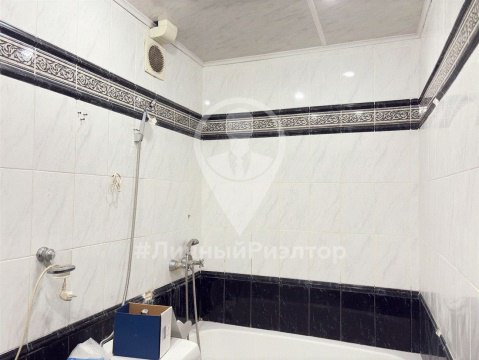 2-к квартира, 3/3 эт., 48м²
