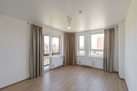 3-к квартира, 8/17 эт., 92м²