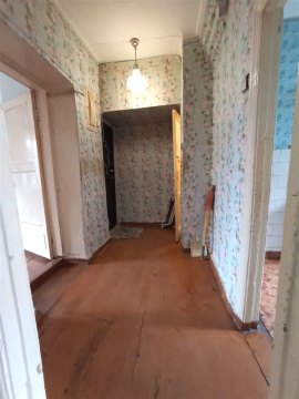 3-к квартира, 1/3 эт., 45м²