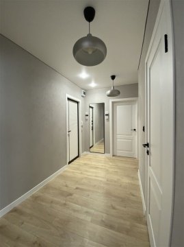 2-к квартира, 7/8 эт., 57м²