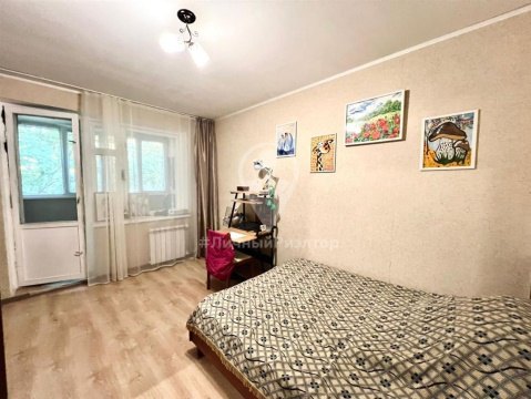 2-к квартира, 3/3 эт., 56м²