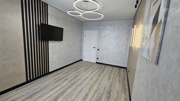 1-к квартира, 19/20 эт., 37м²