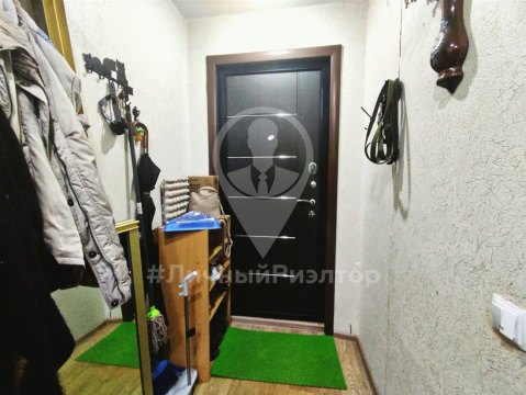 2-к квартира, 3/3 эт., 53м²