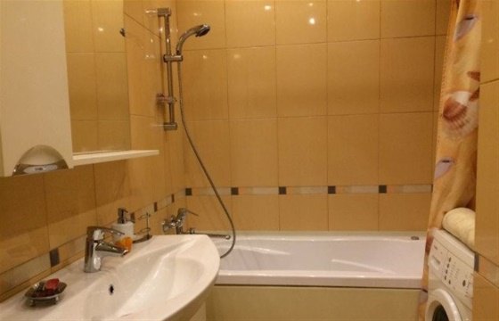1-к квартира, 2/5 эт., 36м²