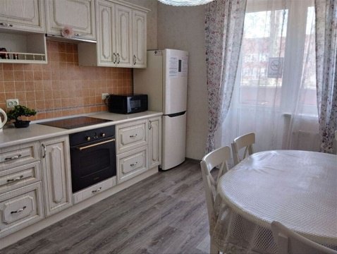 1-к квартира, 7/17 эт., 50м²